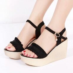 Women's summer shoes